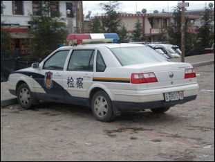 20111106-Wiki com Police Volkswagen 3000 Shangri-La.JPG